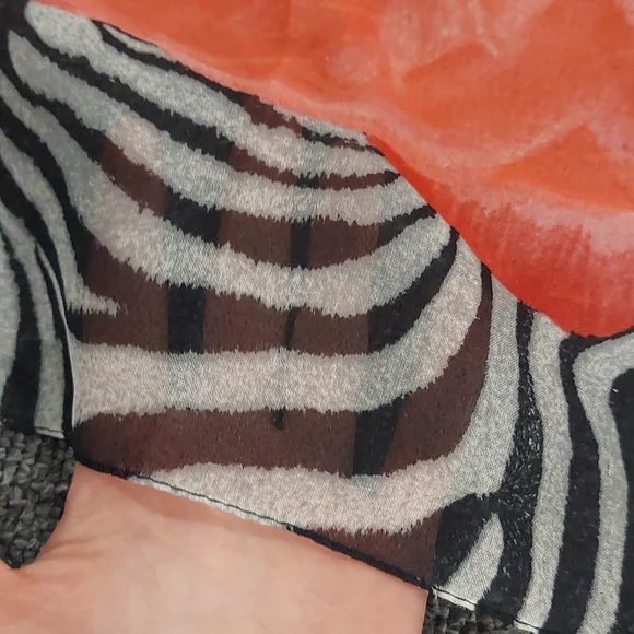 Scarf - Picture 4 of 4